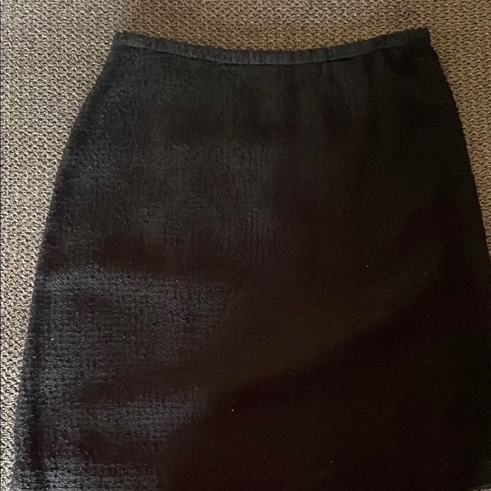 Elegant Black Pencil Skirt